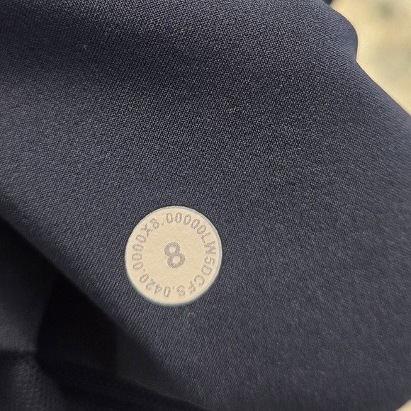 Lululemon - Keep Moving Pants 7/8 HR in Navy - Picture 5 of 5